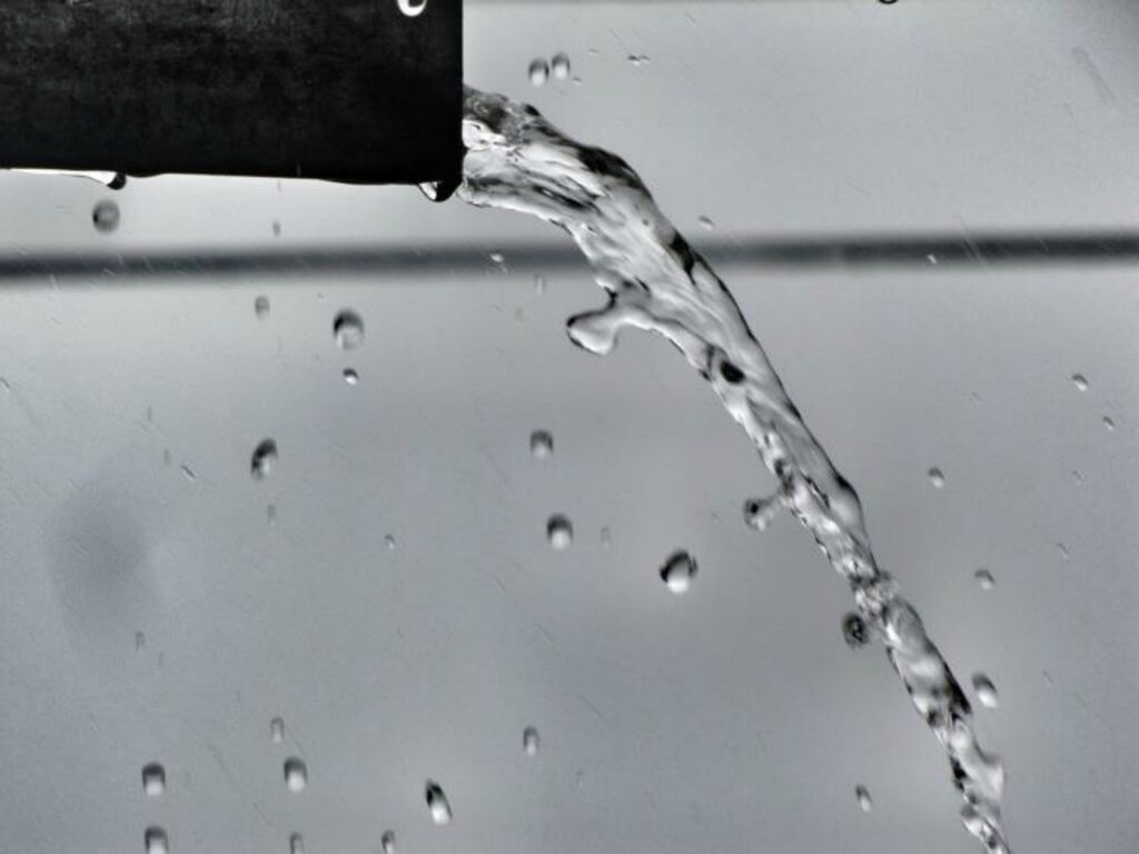water, drips, flow-49024.jpg